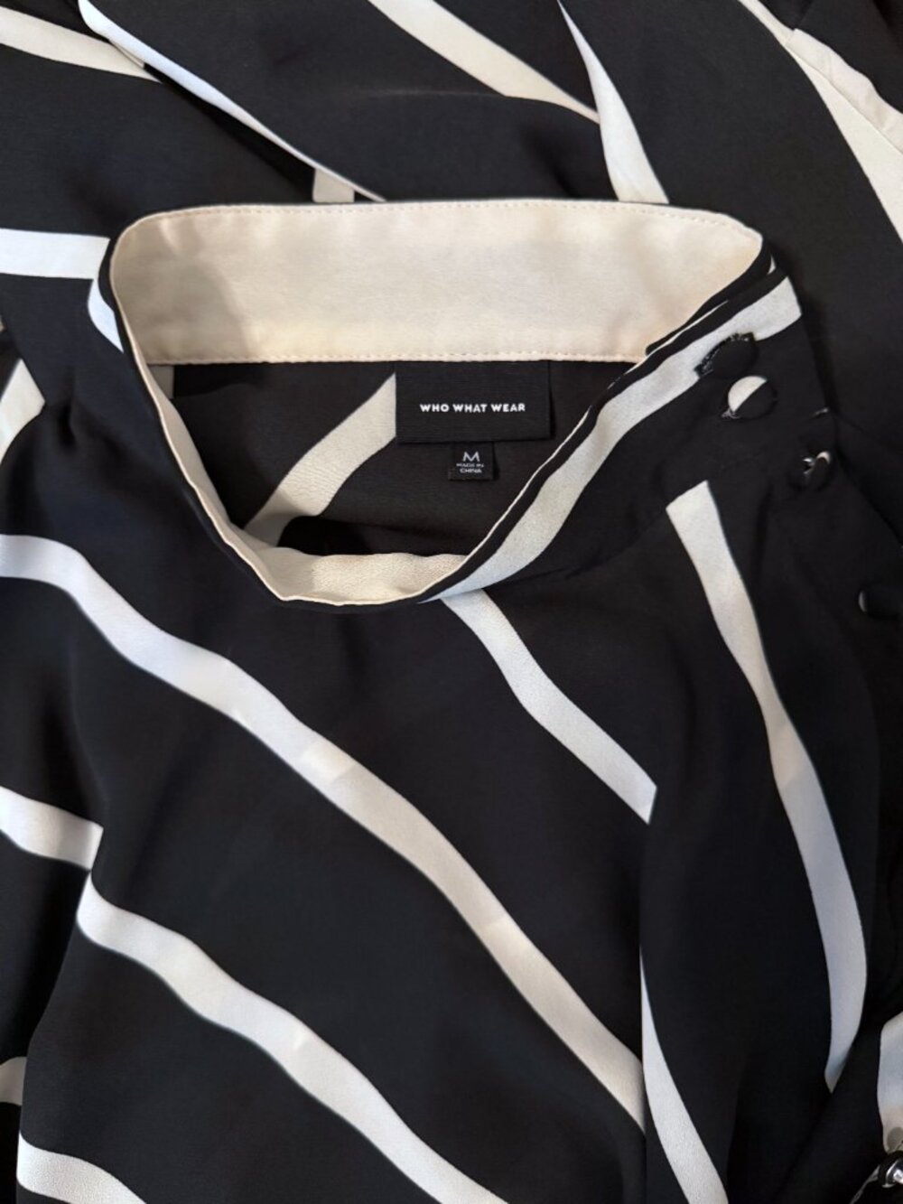Who What Wear x Target Diagonal Stripe Mock Neck Blouse – Size Medium - Picture 7 of 8